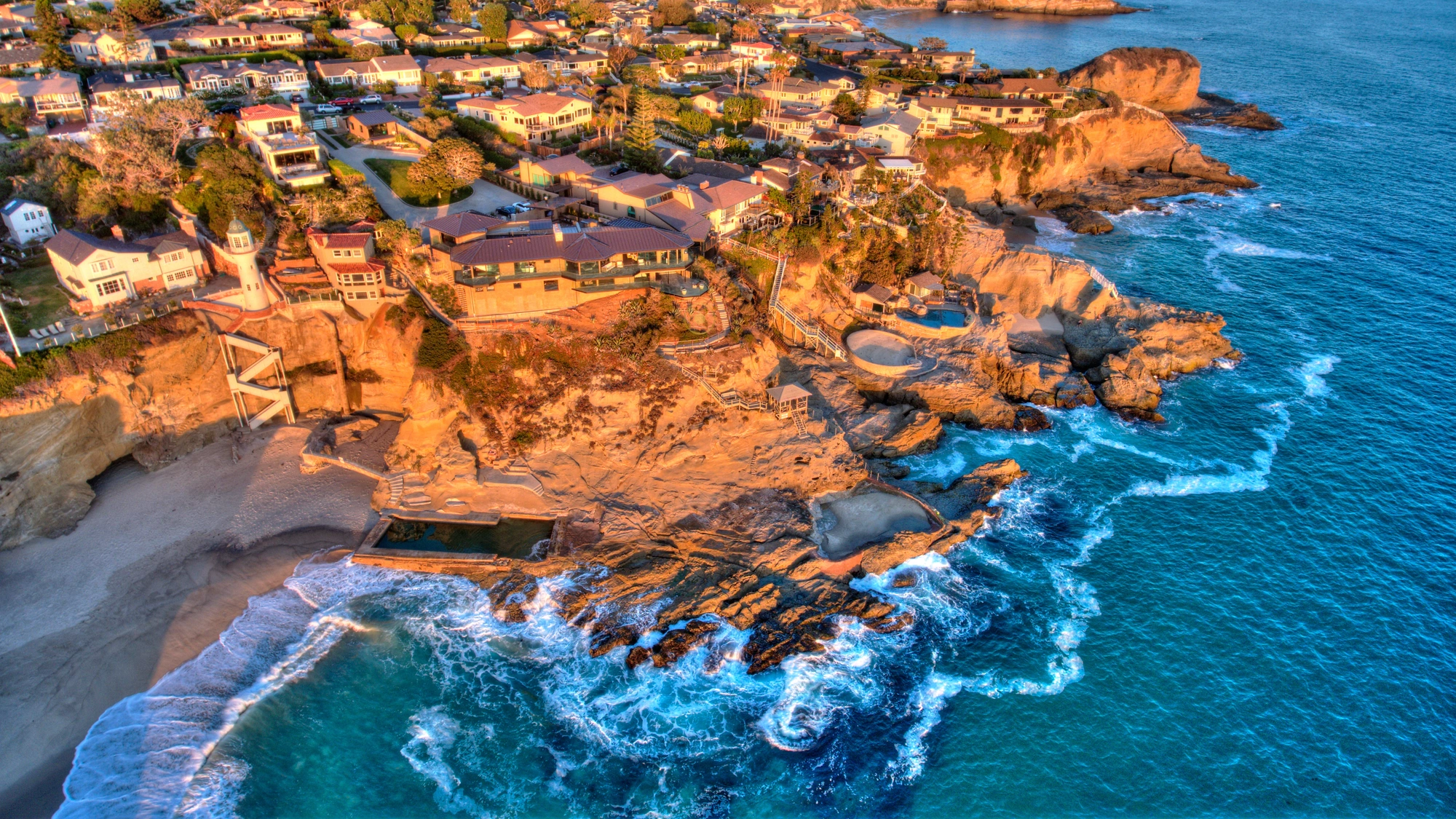 Laguna Beach luxury real estate and oceanfront homes