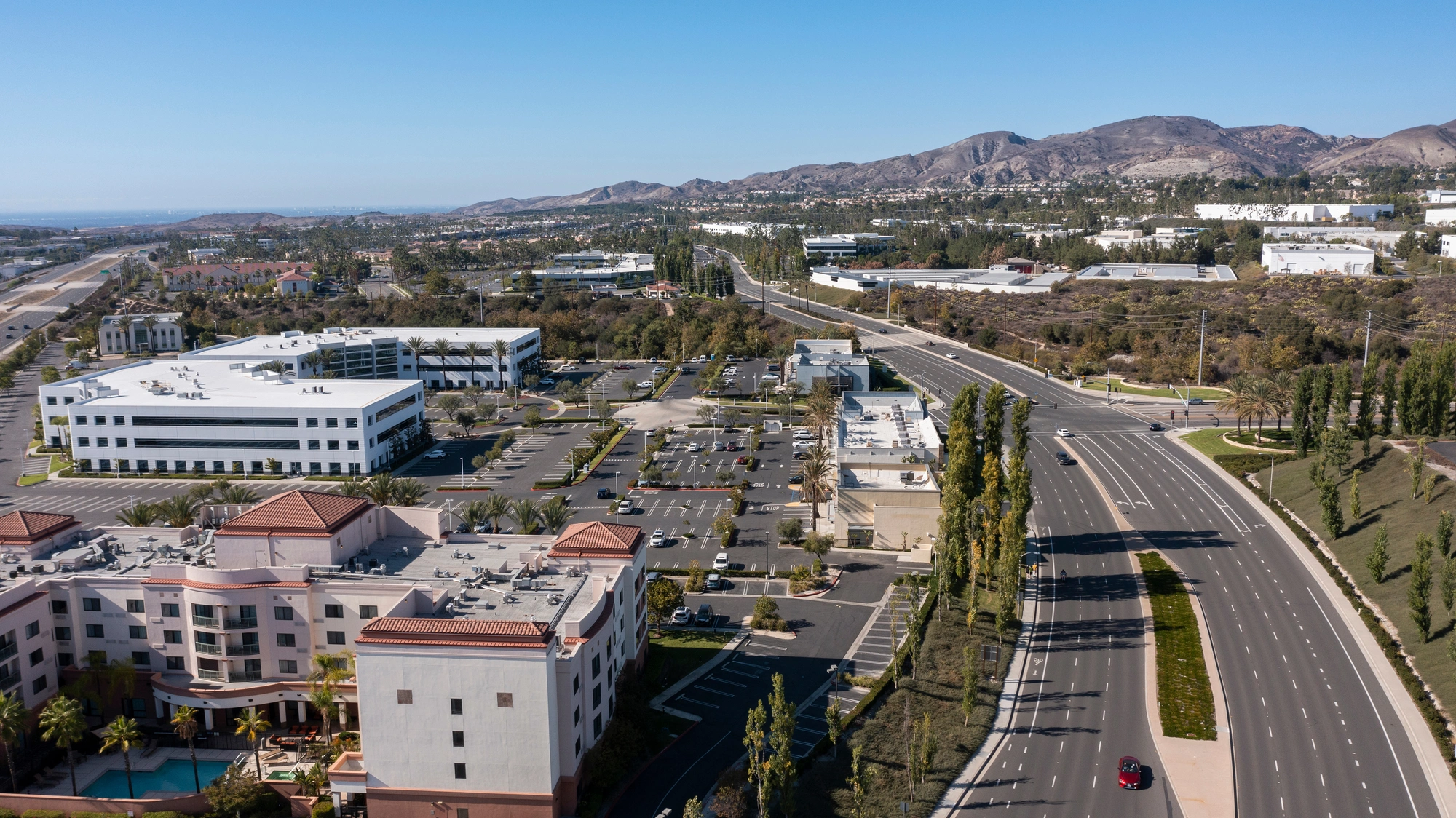 Scenic view of Lake Forest luxury homes in South Orange County